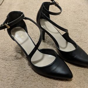 Women's Size 8 Apt. 9 High Heels with Straps